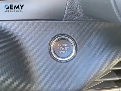 Photo 14 Peugeot 2008  Electrique 136 ch