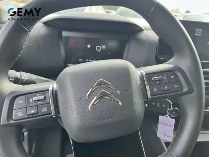 Photo 11 Citroën C4 e- 136 ch Automatique