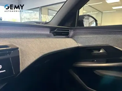 Photo 15 Peugeot 5008  Hybrid 145 e-DCS6