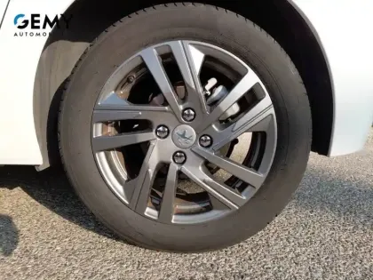 Photo 10 Peugeot 208  PureTech 100 S&S EAT8