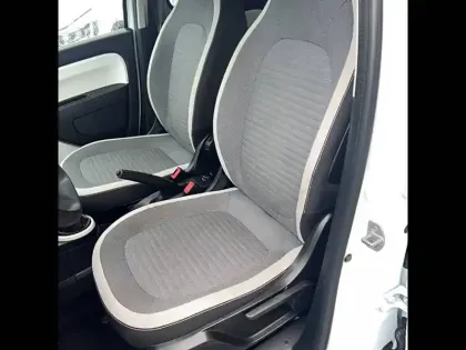 Photo 20 Renault Twingo  III SCe 65 - 21