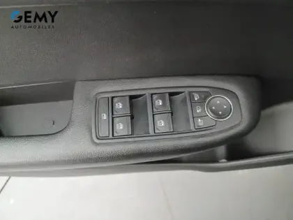 Photo 10 Renault Arkana  mild hybrid 140 EDC FAP - 22