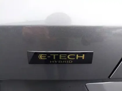Photo 97 Renault Arkana  E-Tech full hybrid 145 GSR2