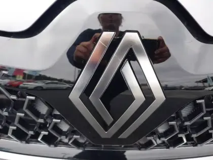 Photo 66 Renault Arkana  E-Tech full hybrid 145 GSR2