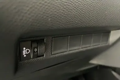 Photo 48 Peugeot 208  100 S&S BVM6