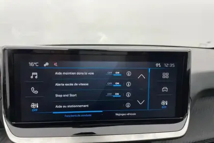 Photo 46 Peugeot 208  100 S&S BVM6