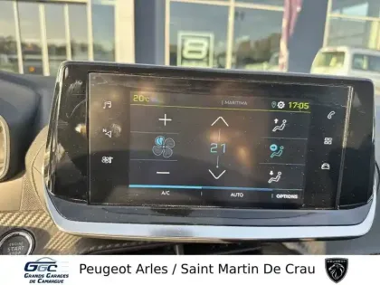 Photo 13 Peugeot 208  Electrique 50 kWh 136ch