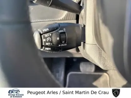 Photo 11 Peugeot 208  Electrique 50 kWh 136ch