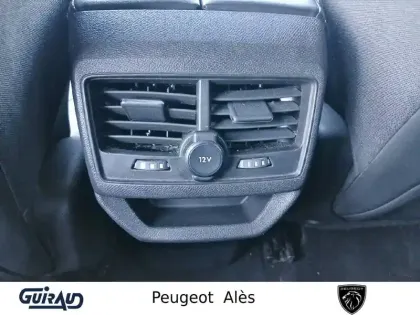 Photo 13 Peugeot 3008  Hybrid 225 e-EAT8