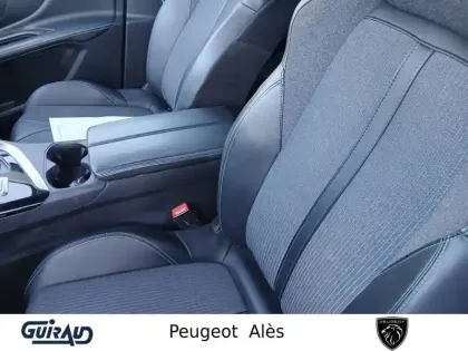 Photo 8 Peugeot 3008  Hybrid 225 e-EAT8