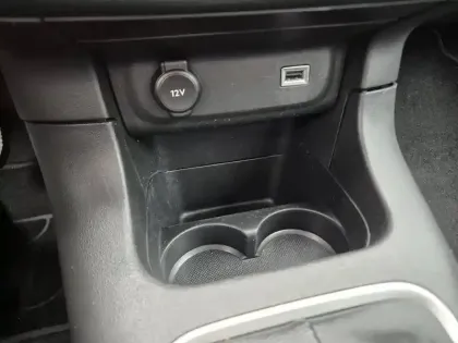 Photo 13 Citroën C3  SOCIETE BlueHDi 100 S&S BVM5 Shine