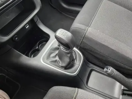 Photo 12 Citroën C3  SOCIETE BlueHDi 100 S&S BVM5 Shine