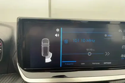 Photo 101 Peugeot 208 Gén. II Ph2 Style 5