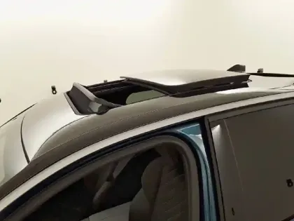 Photo 26 Peugeot 3008  Hybrid 136 e-DCS6