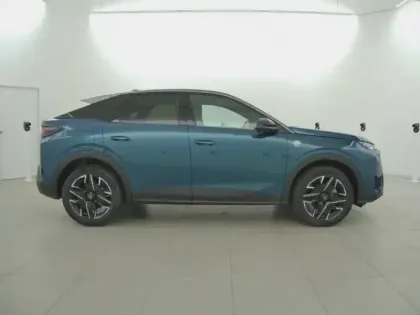 Photo 32 Peugeot 3008  Hybrid 136 e-DCS6