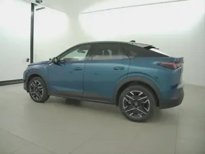 Photo 34 Peugeot 3008  Hybrid 136 e-DCS6