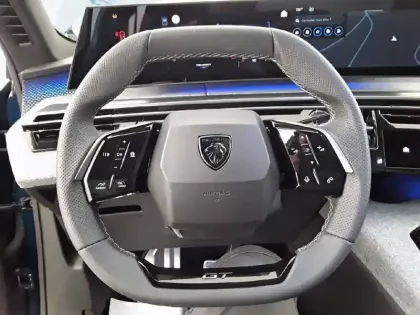 Photo 8 Peugeot 3008  Hybrid 136 e-DCS6