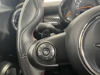 Photo 102 Mini Mini Hatch 5 Portes Cooper S 192 ch BVA7