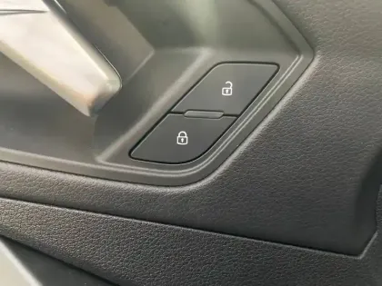 Photo 63 Audi Q3  45 TFSIe 245 ch S tronic 6