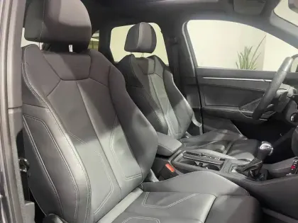 Photo 68 Audi Q3  45 TFSIe 245 ch S tronic 6