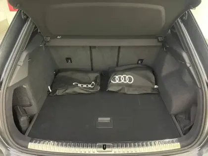 Photo 61 Audi Q3  45 TFSIe 245 ch S tronic 6