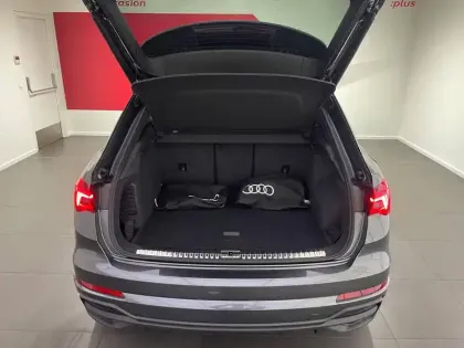 Photo 59 Audi Q3  45 TFSIe 245 ch S tronic 6