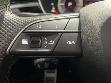 Photo 73 Audi Q3  45 TFSIe 245 ch S tronic 6