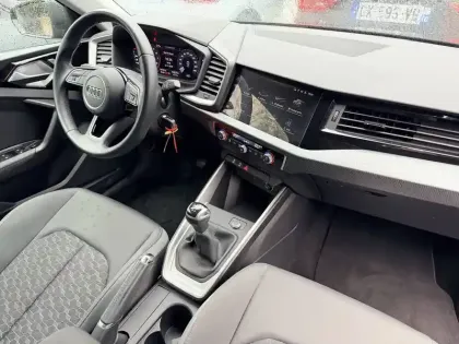 Photo 12 Audi A1  Sportback 25 TFSI 95 ch BVM5