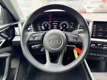 Photo 13 Audi A1  Sportback 25 TFSI 95 ch BVM5