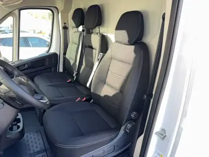 Photo 15 Peugeot Boxer  FGN 3.0 T L2H2 120 S&S BVM6