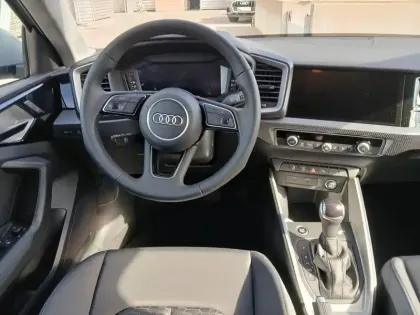 Photo 38 Audi A1  Sportback 30 TFSI 116 ch S tronic 7