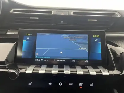 Photo 19 Peugeot 508  SW Hybrid 225 e-EAT8