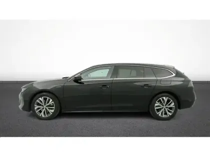 Photo 3 Peugeot 508  SW Hybrid 225 e-EAT8