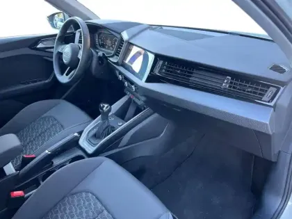 Photo 39 Audi A1  Sportback 30 TFSI 116 ch S tronic 7