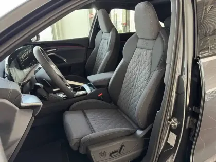 Photo 6 Audi Q5  Sportback e-hybrid 299 ch S tronic 7 Quattro