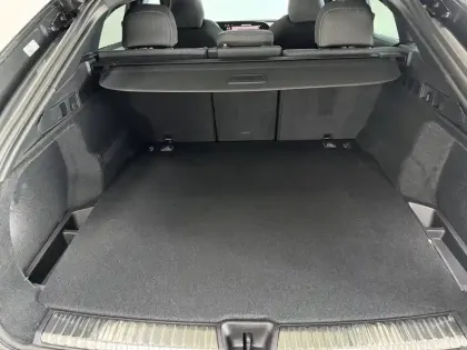 Photo 16 Audi Q5  Sportback e-hybrid 299 ch S tronic 7 Quattro