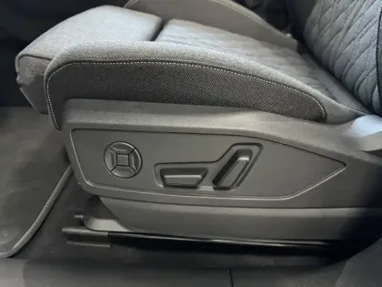 Photo 29 Audi Q5  Sportback e-hybrid 299 ch S tronic 7 Quattro