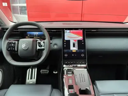 Photo 13 Citroën C5 aircross  Hybride 145 e-DCS6