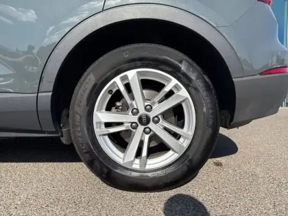 Photo 41 Audi Q3  35 TFSI 150 ch S tronic 7