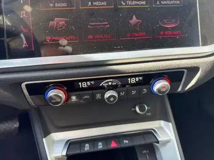 Photo 42 Audi Q3  35 TFSI 150 ch S tronic 7