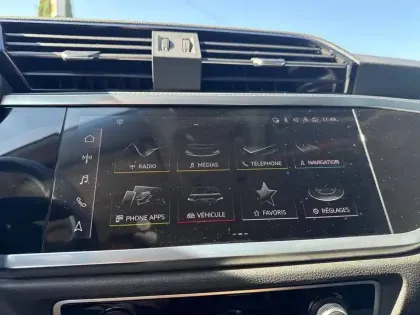 Photo 40 Audi Q3  35 TFSI 150 ch S tronic 7