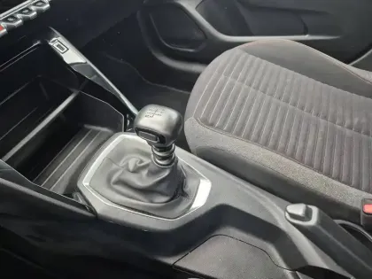 Photo 12 Peugeot 208  BLUEHDI 100 S&S BVM6