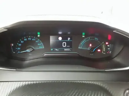 Photo 38 Peugeot 208  Electrique 50 kWh 136ch