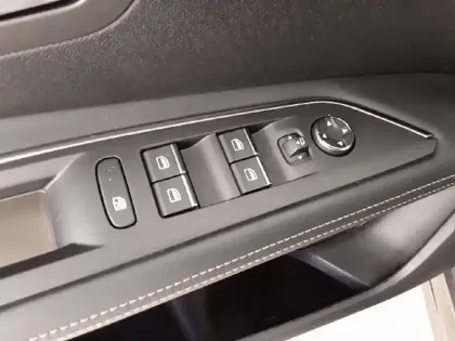 Photo 43 Peugeot 3008  Puretech 130ch S&S BVM6