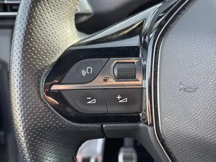 Photo 17 Peugeot 3008  Puretech 130ch S&S BVM6