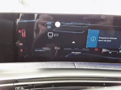 Photo 9 Peugeot 5008  Hybrid 136 e-DCS6