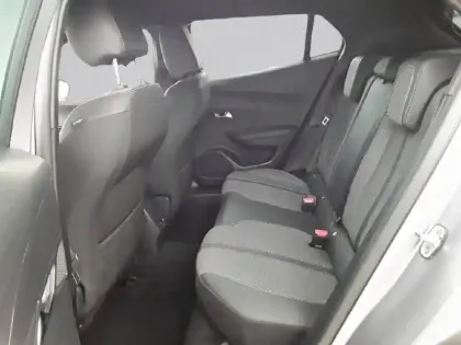 Photo 11 Peugeot 2008  Hybrid 145 e-DCS6