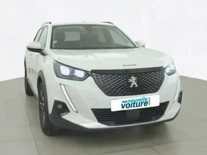 Photo 21 Peugeot 2008  PureTech 100 S&S BVM6