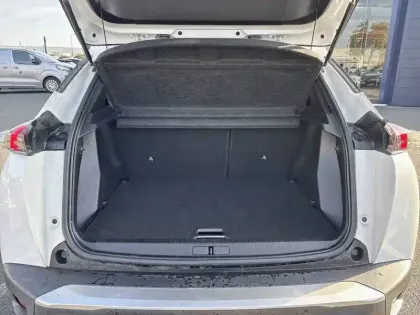 Photo 5 Peugeot 2008  PureTech 100 S&S BVM6