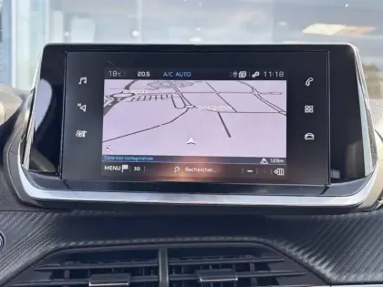 Photo 14 Peugeot 2008  PureTech 100 S&S BVM6